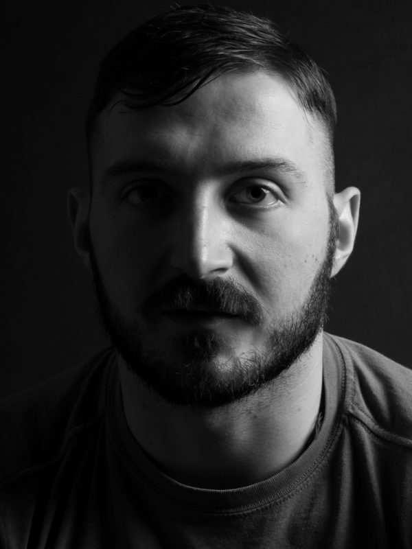 portrait masculin noir et blanc